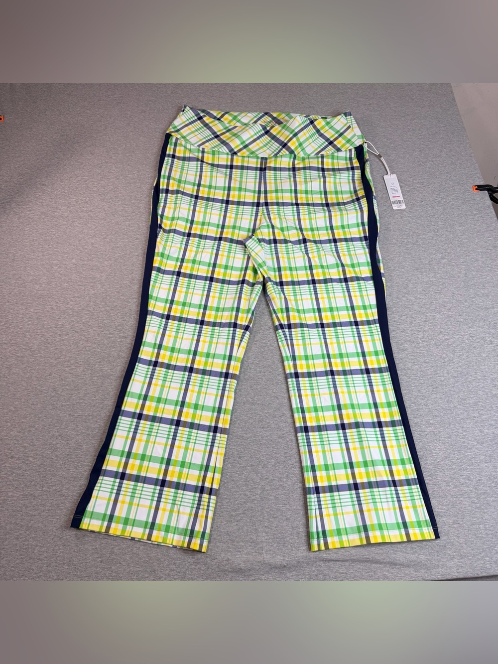 Kinona Tailored Track Womens Golf Pants Picnic Plaid Green Size XL UPF NWT New